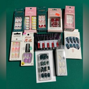 Lot of press on nails.  All new.  Green impress set is Set In Stone. Xmas 2023